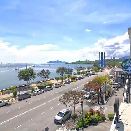 Maritime Seaview Suites Penang Georgetown Exterior foto