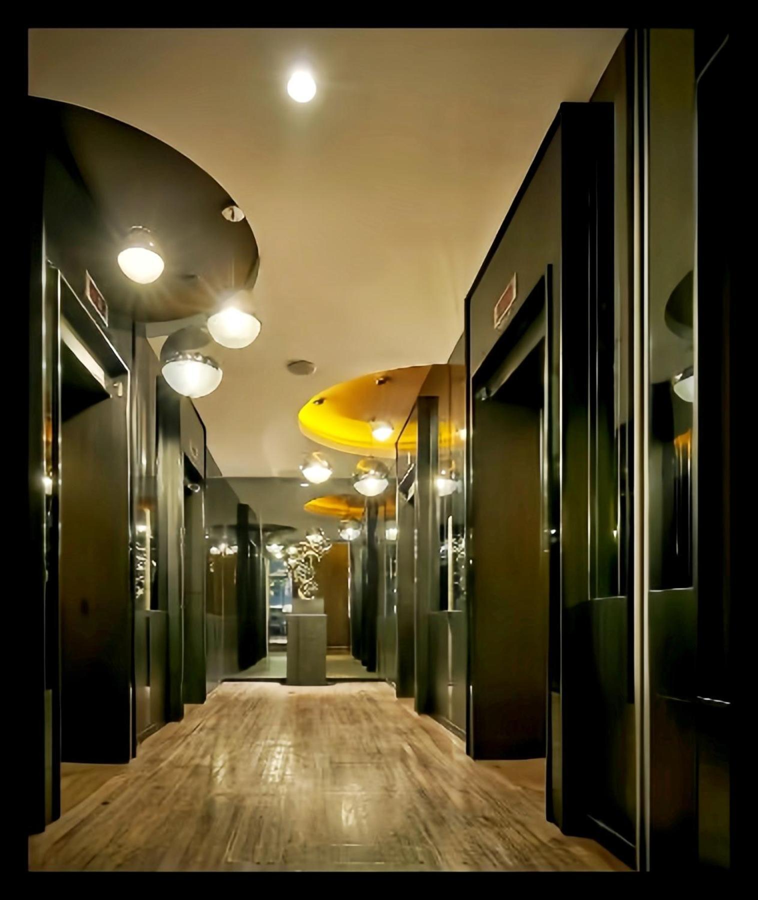 Maritime Seaview Suites Penang Georgetown Exterior foto