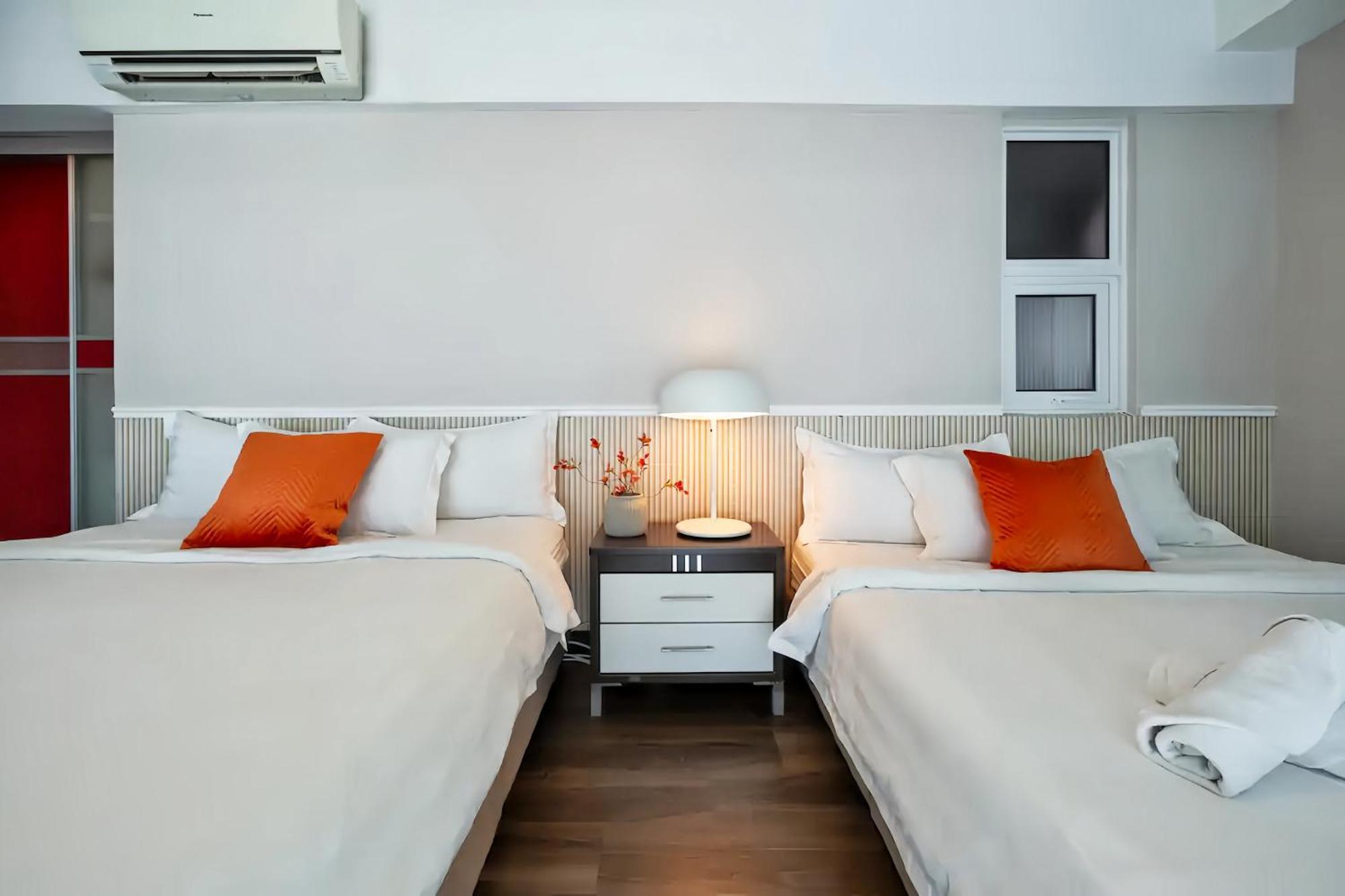 Maritime Seaview Suites Penang Georgetown Exterior foto