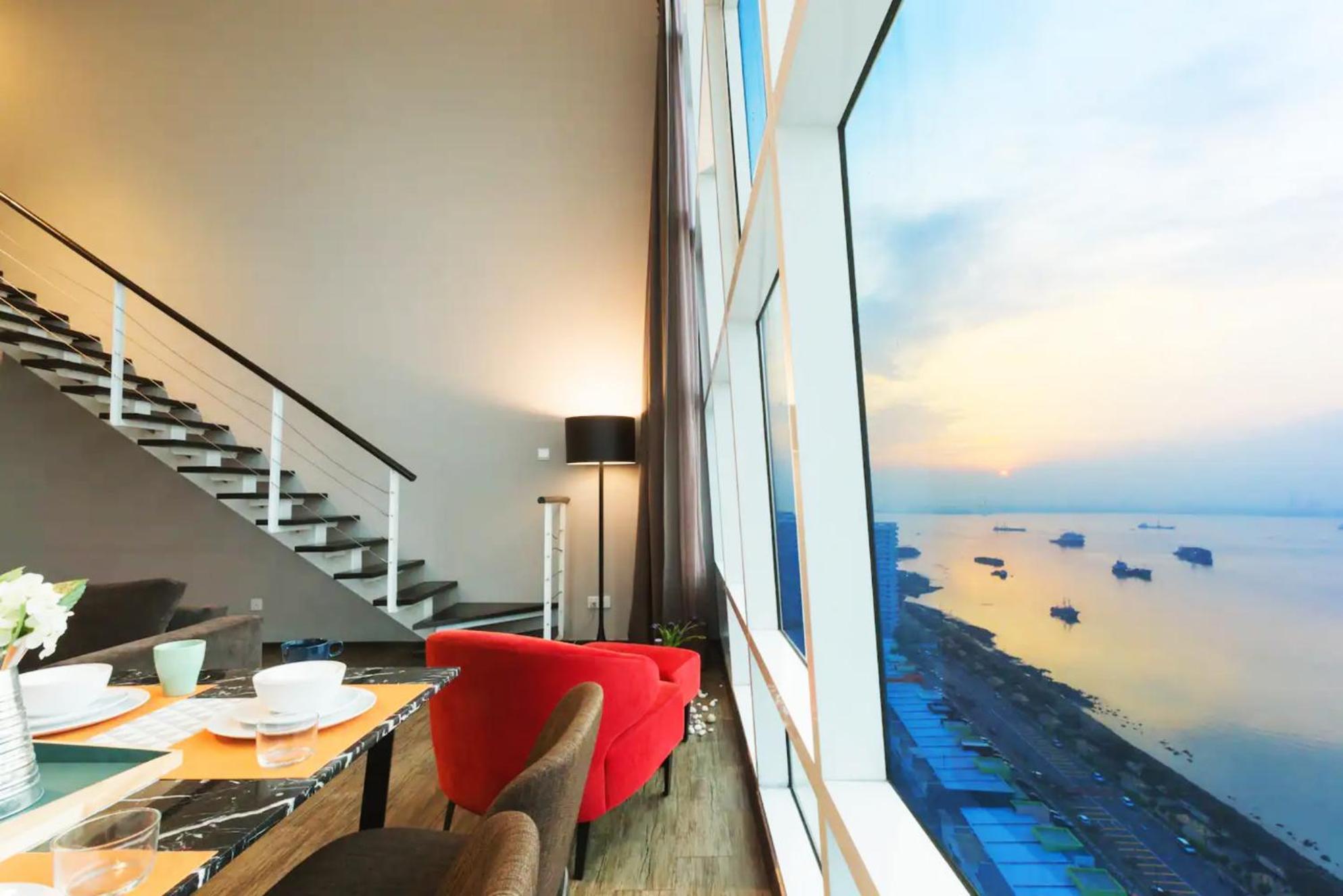 Maritime Seaview Suites Penang Georgetown Exterior foto